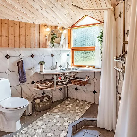 Holiday home 2 Bedroom Lovely In Frevejle Farevejle